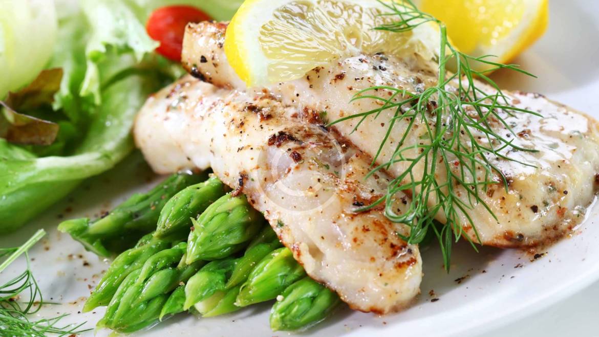 Fried White Fish with Artichokes and Tomatoes